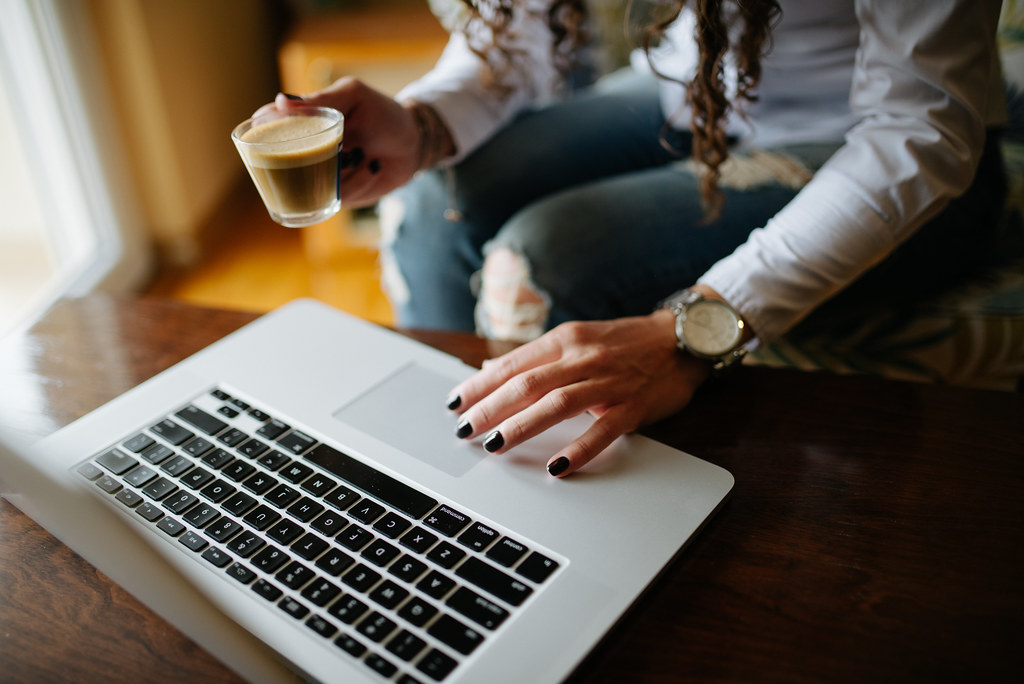 6 Simple Ways to Connect to College Students&nbsp;Online